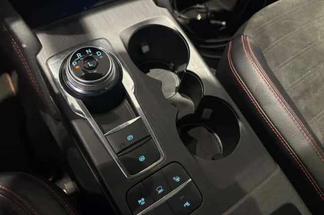 Ford Kuga (2021) thumbnail 17