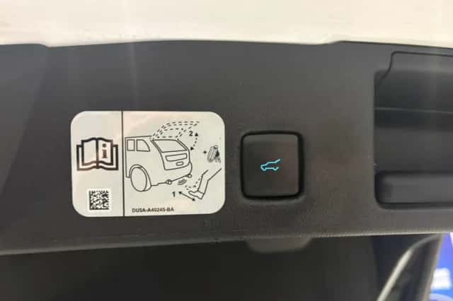 Ford Kuga (2021) thumbnail 19