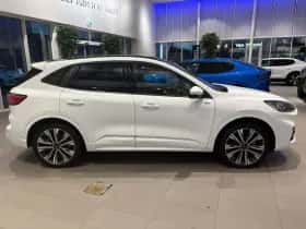 Ford Kuga (2021) thumbnail 4