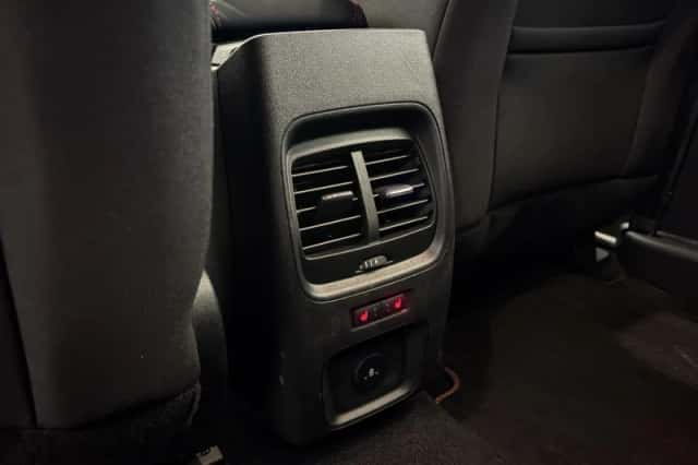 Ford Kuga (2025) thumbnail 23