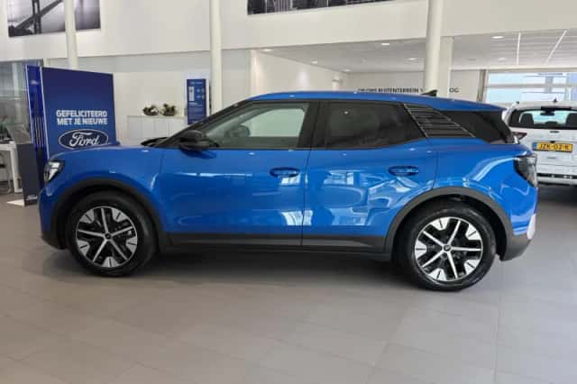 Ford Explorer (2025) thumbnail 2