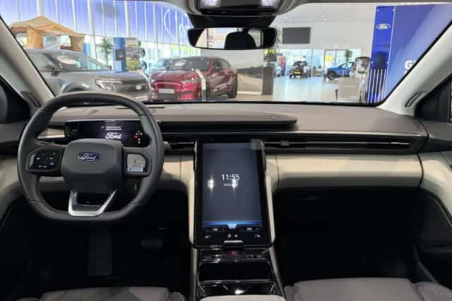 Ford Explorer (2025) thumbnail 25