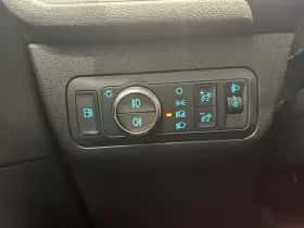 Ford Kuga (2023) thumbnail 21