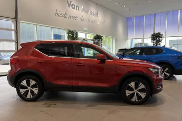 Volvo XC40 (2020) thumbnail 6