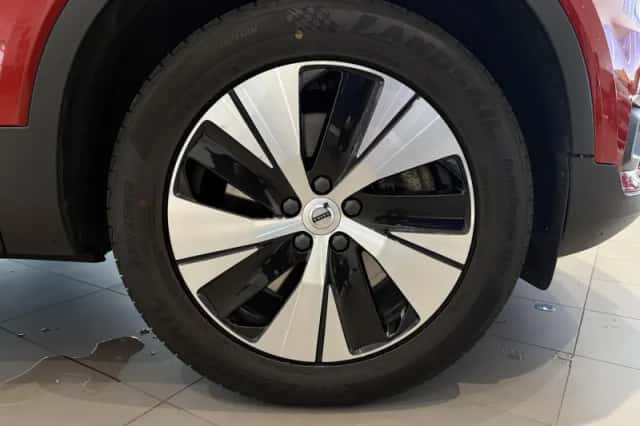 Volvo XC40 (2020) thumbnail 9