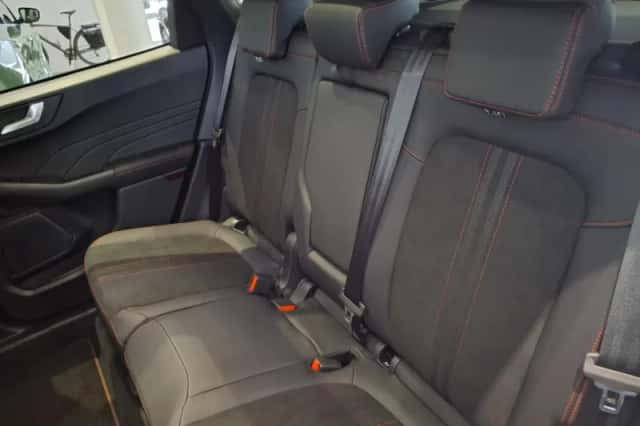 Ford Kuga (2026) thumbnail 15