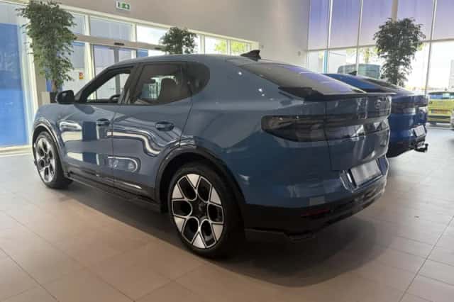 Ford Capri (2026) thumbnail 3