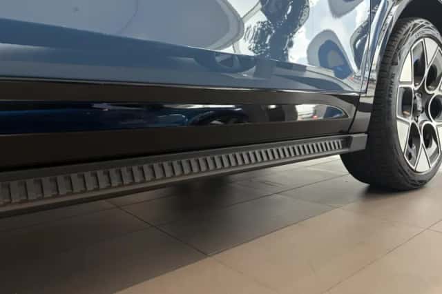 Ford Capri (2026) thumbnail 9