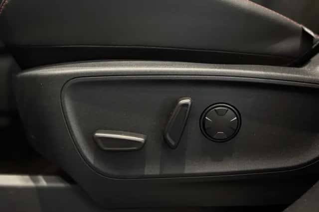 Ford Kuga (2024) thumbnail 13