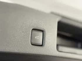 Ford Kuga (2024) thumbnail 10