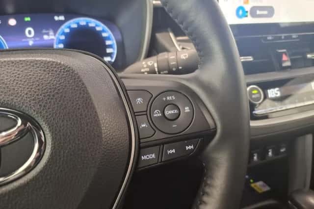 Toyota Corolla (2024) thumbnail 13