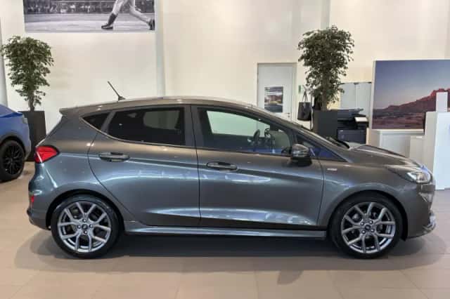 Ford Fiesta (2023) thumbnail 5
