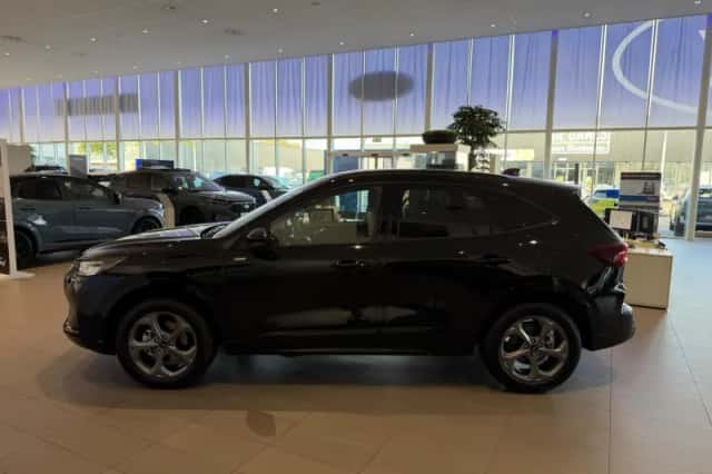 Ford Kuga (2026) thumbnail 2