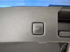 Ford Kuga (2025) thumbnail 12