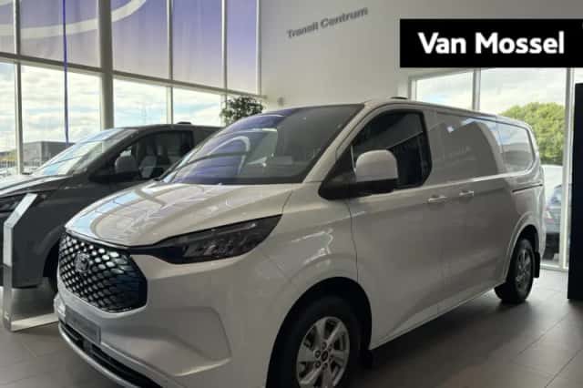 Ford E-Transit Custom (2026) thumbnail 1