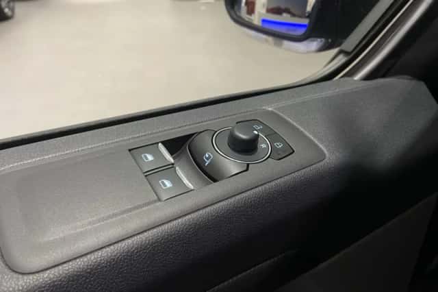 Ford E-Transit Custom (2026) thumbnail 22