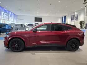 Ford Mustang Mach-E (2026) thumbnail 3