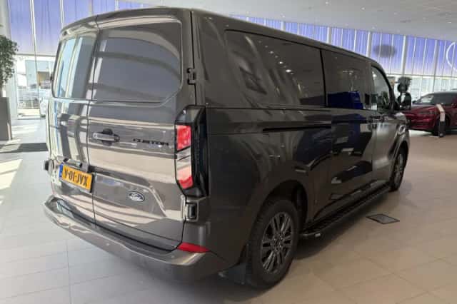 Ford Transit Custom (2024) thumbnail 5