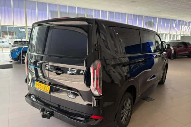 Ford E-Transit Custom (2025) thumbnail 5