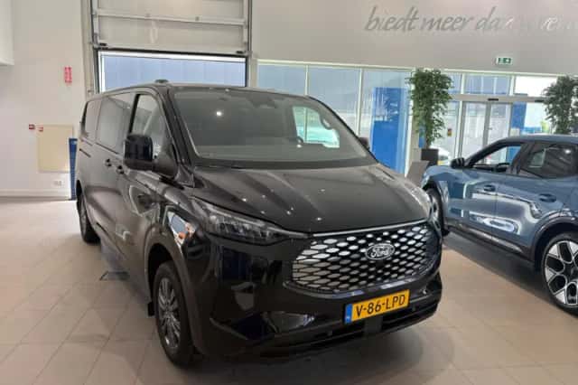 Ford E-Transit Custom (2025) thumbnail 6