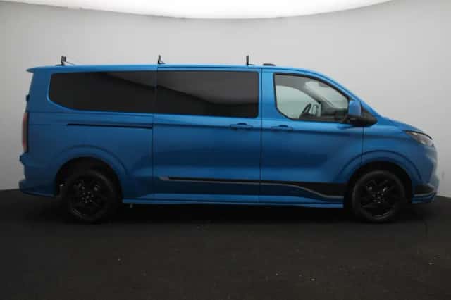 Ford Transit Custom (2024) thumbnail 6