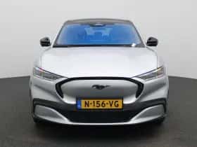 Ford Mustang Mach-E (2021) thumbnail 3