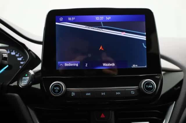 Ford Fiesta (2021) thumbnail 16