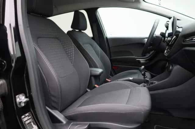 Ford Fiesta (2021) thumbnail 31