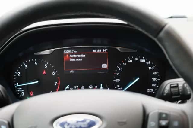 Ford Fiesta (2021) thumbnail 8