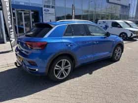 Volkswagen T-Roc (2019) thumbnail 5