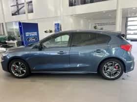 Ford Focus (2021) thumbnail 2