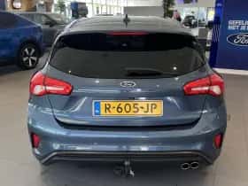 Ford Focus (2021) thumbnail 4