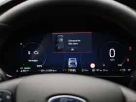 Ford Kuga (2025) thumbnail 8