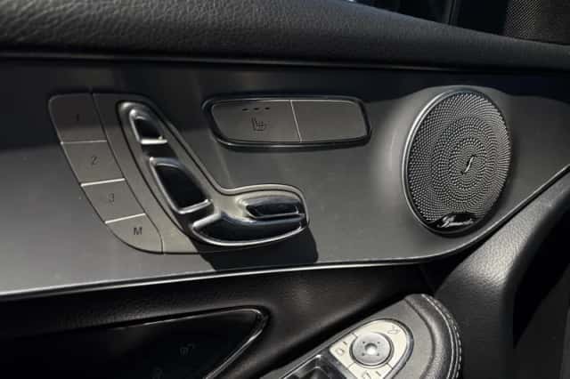 Mercedes-Benz GLC-Klasse (2018) thumbnail 5