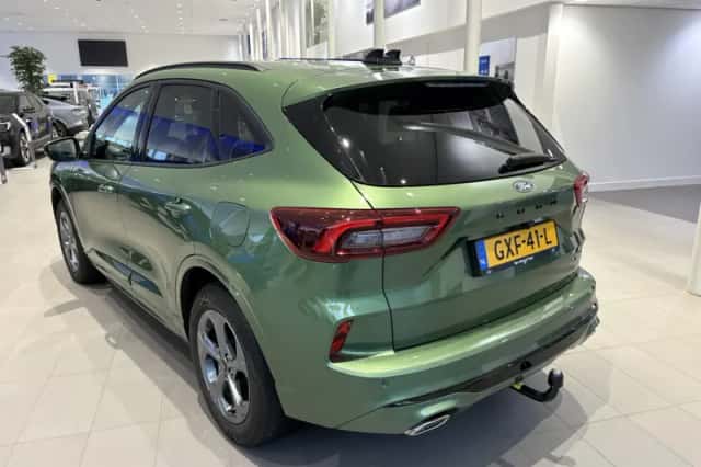 Ford Kuga (2025) thumbnail 3