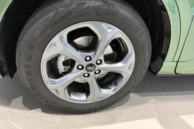 Ford Kuga (2025) thumbnail 9