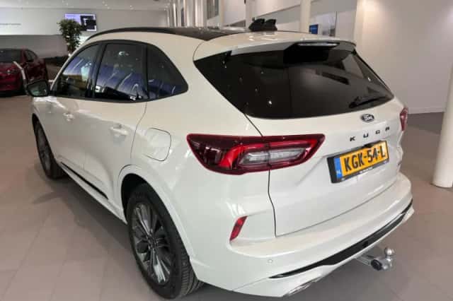 Ford Kuga (2026) thumbnail 3
