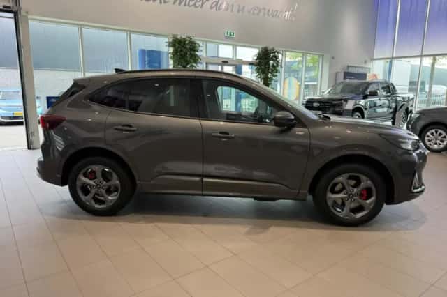 Ford Kuga (2026) thumbnail 4