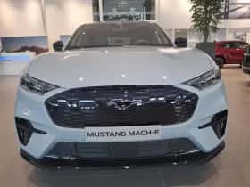 Ford Mustang Mach-E (2026) thumbnail 2