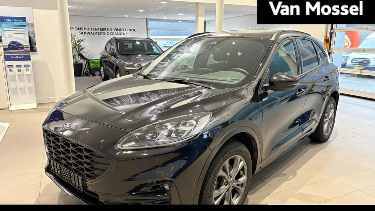 Ford Kuga (2022) — foto 1