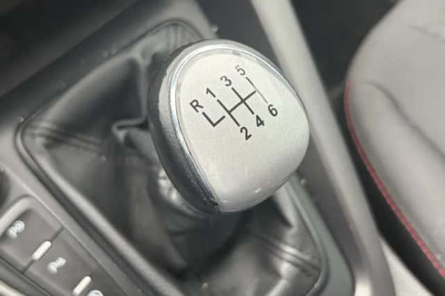 Ford Focus (2018) thumbnail 19