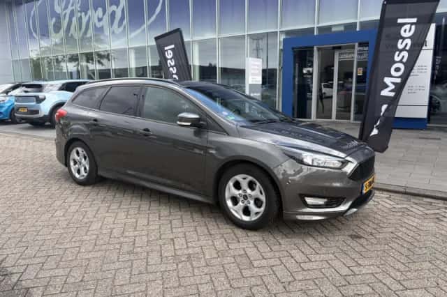 Ford Focus (2018) thumbnail 7