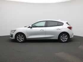 Ford Focus thumbnail 4