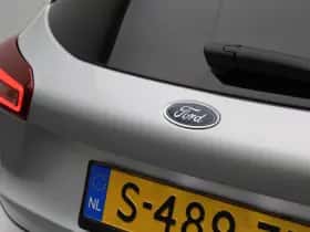 Ford Focus thumbnail 32
