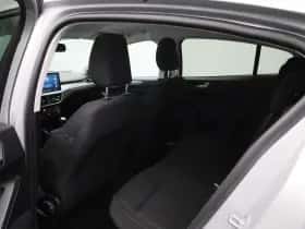 Ford Focus thumbnail 10