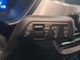 Ford Kuga (2022) thumbnail 10