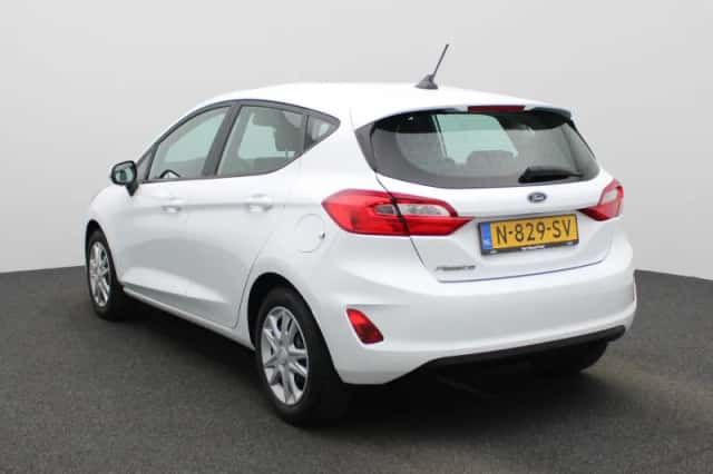Ford Fiesta (2022) thumbnail 2