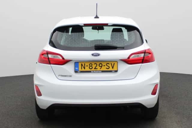 Ford Fiesta (2022) thumbnail 5