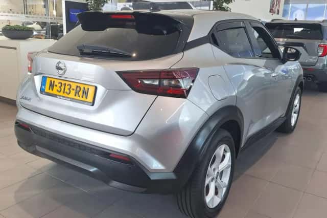 Nissan Juke (2021) thumbnail 4