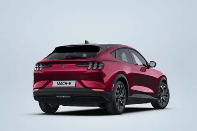 Ford Mustang Mach-E (2026) thumbnail 5